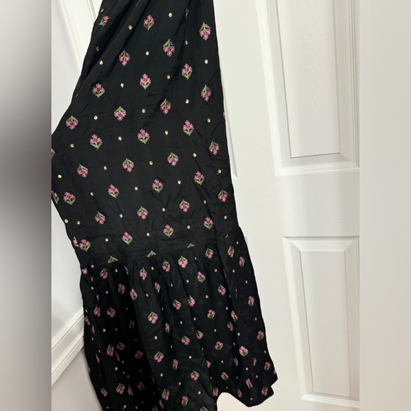 KHAADI Heavy Work Pakistani Gharara - Picture 7 of 11